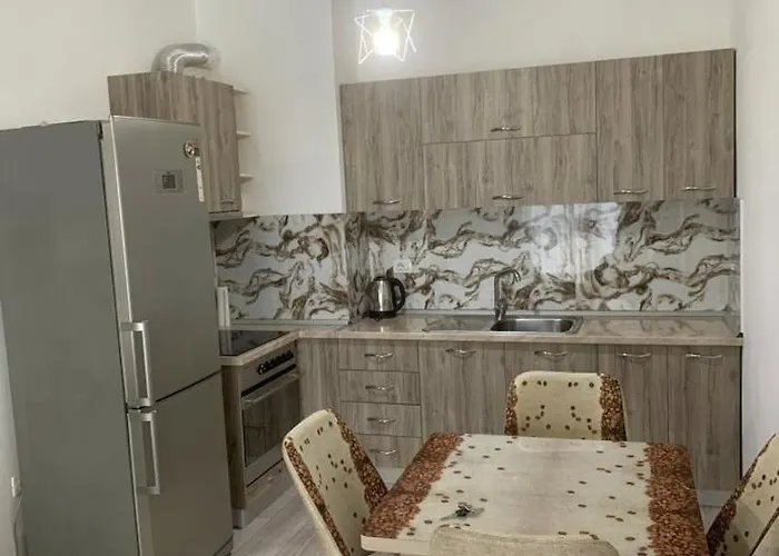 I 2 Apartment