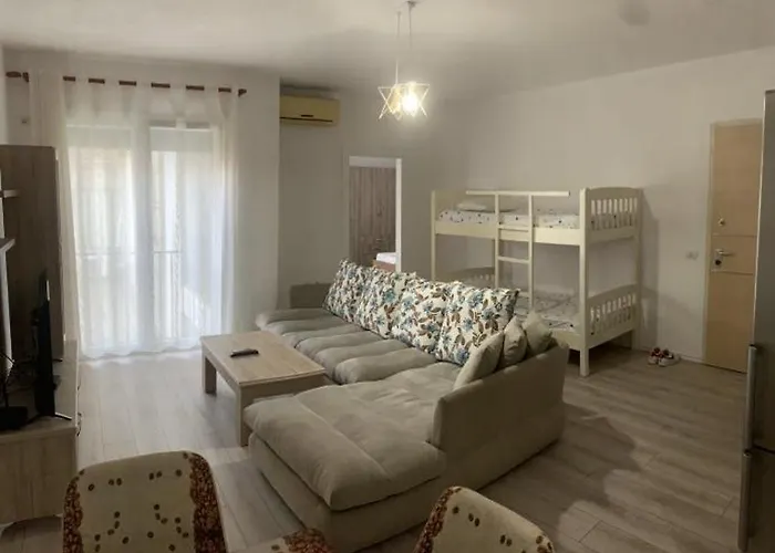I 2 Apartment *